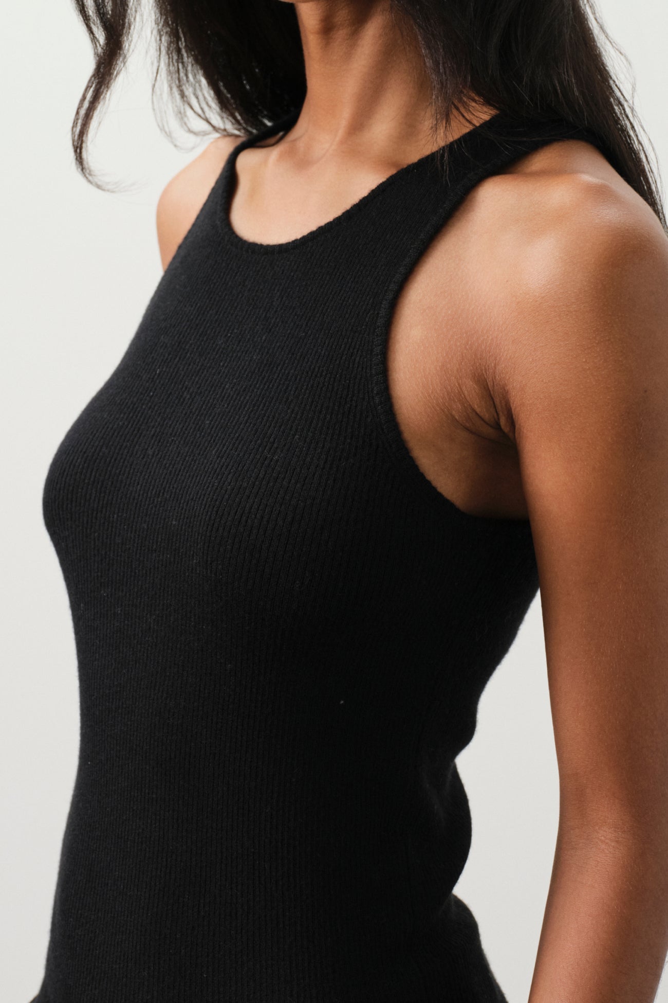 CAROLINA CREWNECK CASHMERE TANK
