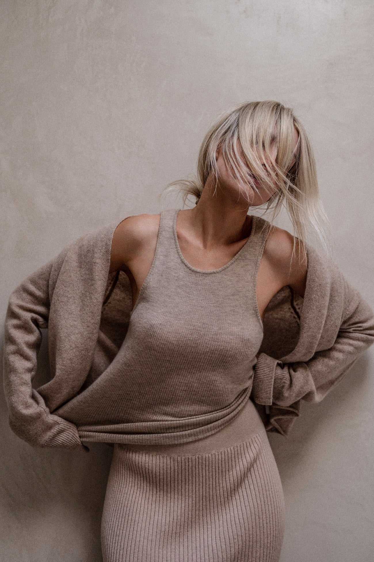 CAROLINA CREWNECK CASHMERE TANK